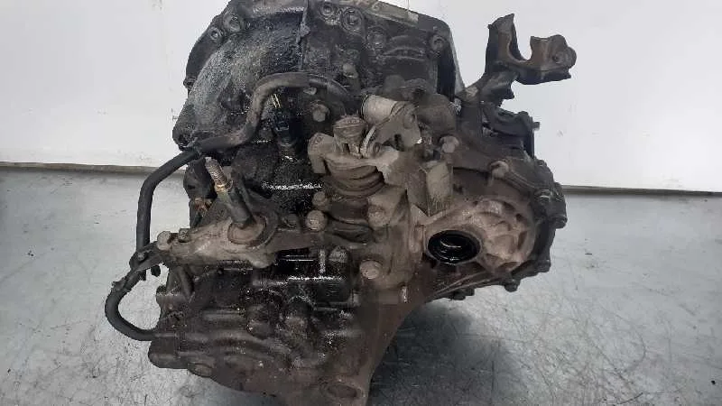 Caja Cambios para Nissan Primera Berlina (P12)