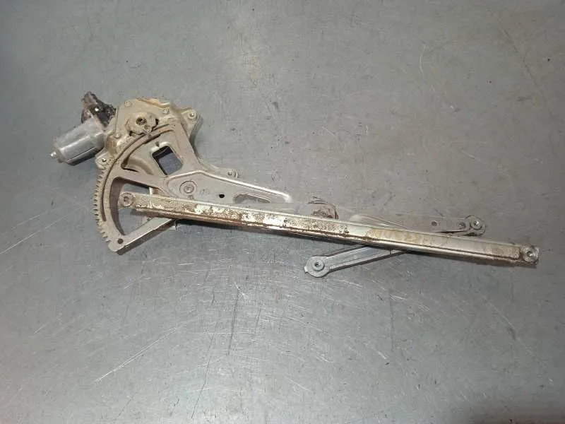 Elevalunas Delantero Derecho para Toyota Rav 4 (A3)