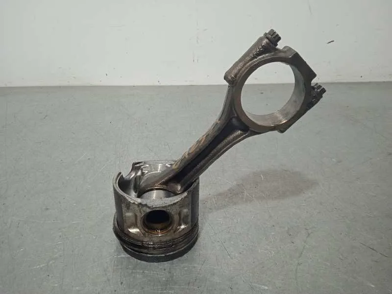 Piston para Volkswagen Golf V Berlina (1K1)