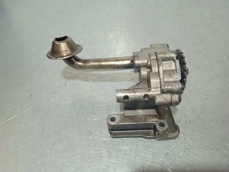 Bomba Aceite para Volkswagen Golf V Berlina (1K1)