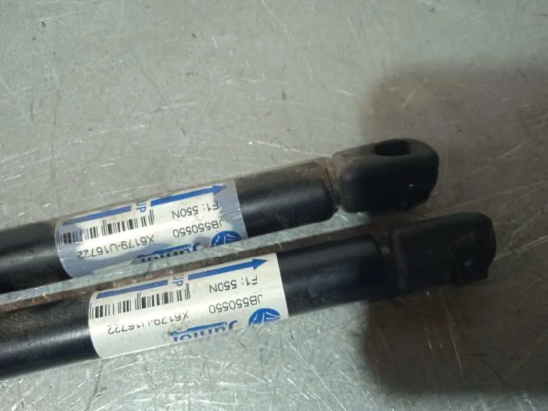 Amortiguadores Maletero / Porton para Ford Mondeo Berlina (Gd)