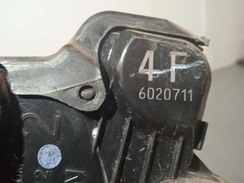 Cerradura Puerta Delantera Derecha para Toyota Rav 4 (A3)