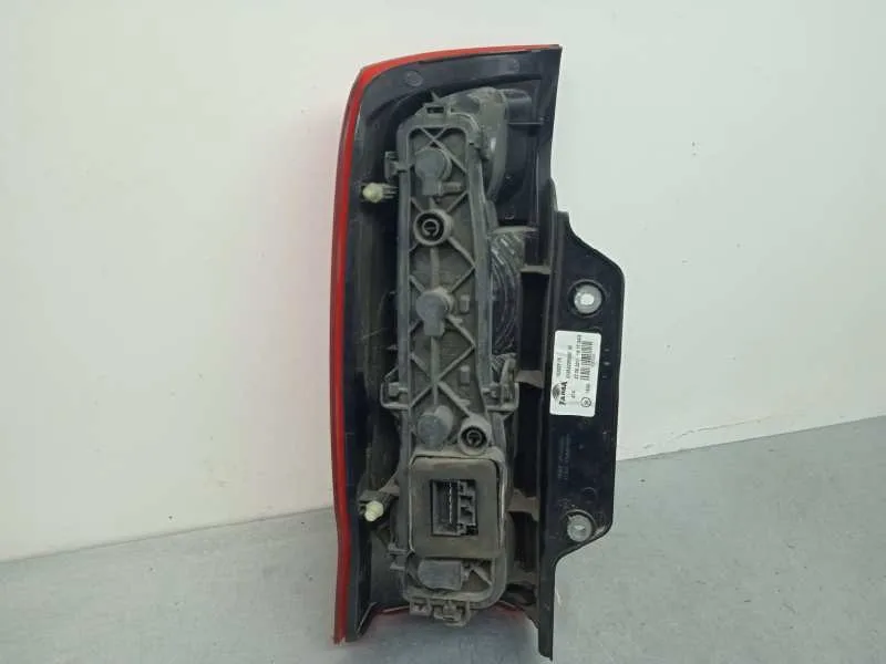 Piloto Trasero Derecho para Fiat Fiorino