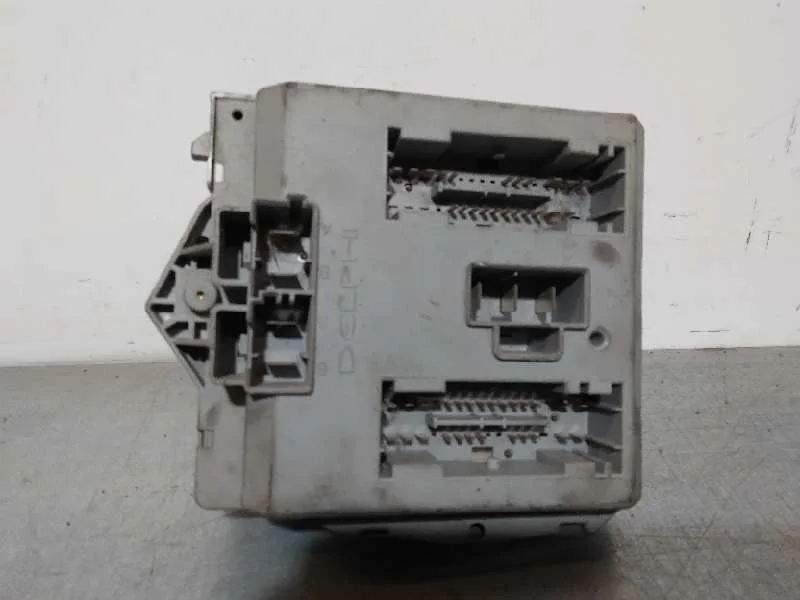 Caja Reles / Fusibles para Fiat Doblo (119)