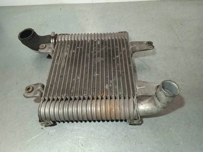 Intercooler para Kia Carnival Ii