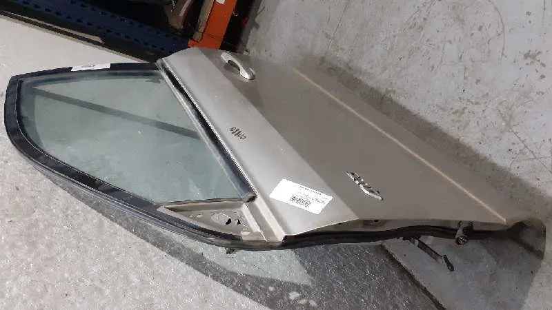Puerta Delantera Izquierda para Hyundai Tucson (Jm)