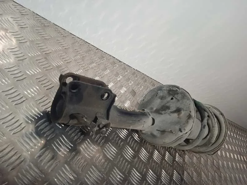 Amortiguador Delantero Derecho para Hyundai Tucson (Jm)
