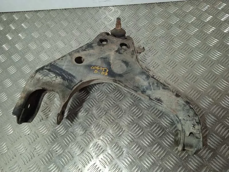 Brazo Suspension Inferior Delantero Derecho para Mitsubishi L 200 (K6/7)