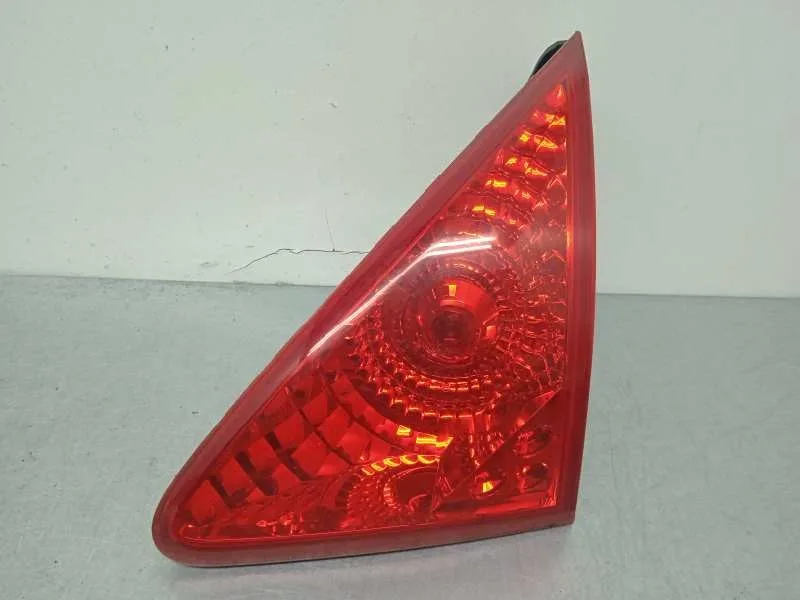 Piloto Trasero Derecho Interior para Peugeot 3008