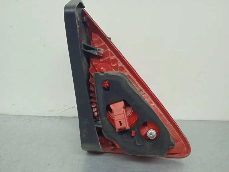 Piloto Trasero Derecho Interior para Peugeot 3008