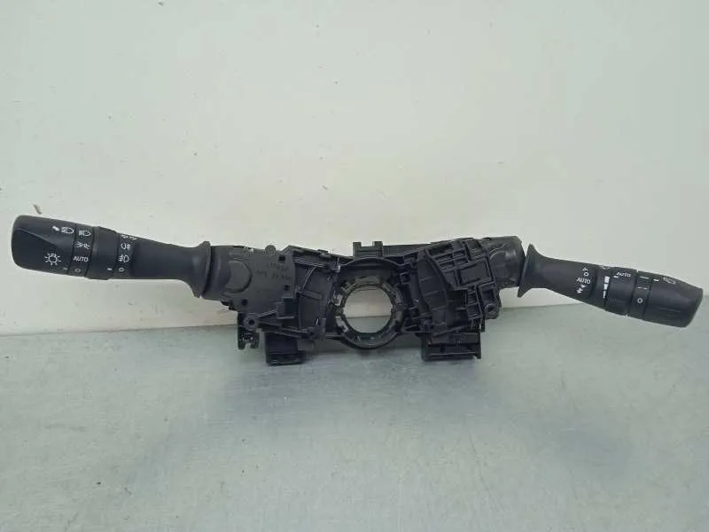 Mando Multifuncion para Toyota Auris
