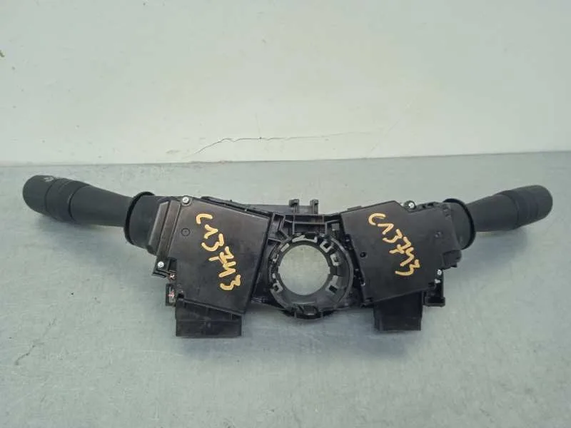 Mando Multifuncion para Toyota Auris