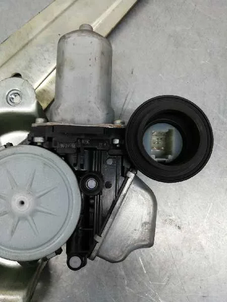 Elevalunas Trasero Derecho para Lexus Ct