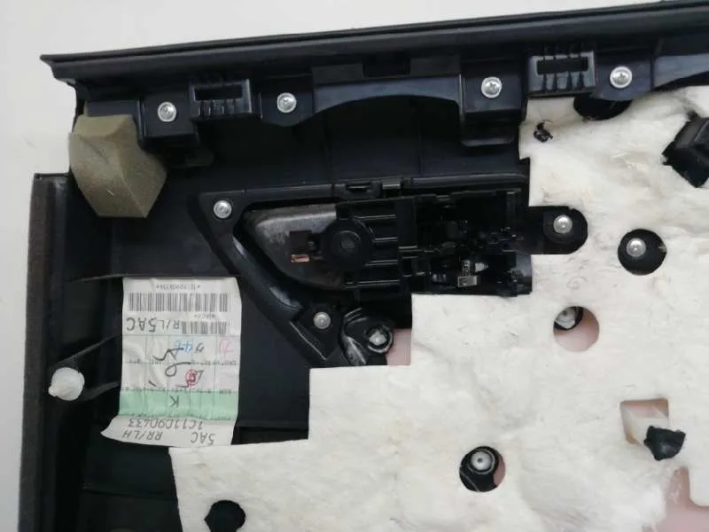 Guarnecido Puerta Trasera Izquierda para Lexus Ct