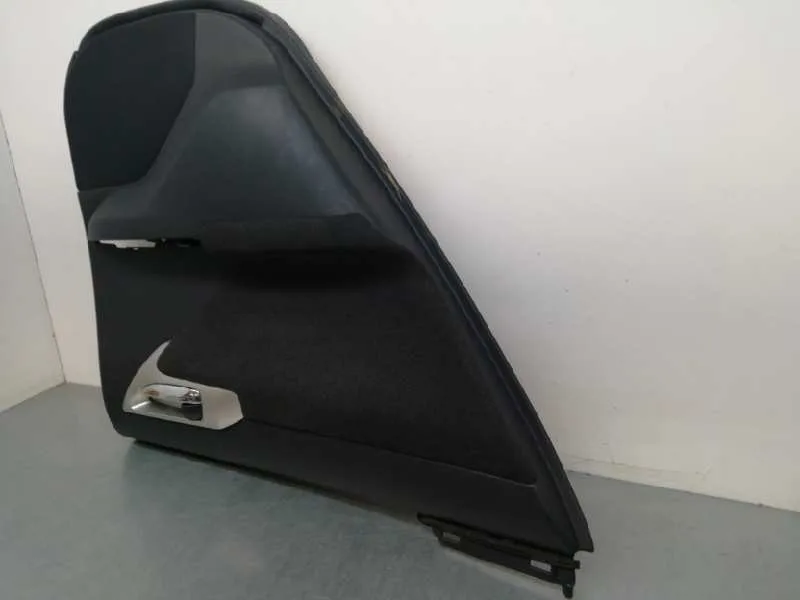 Guarnecido Puerta Trasera Izquierda para Lexus Ct