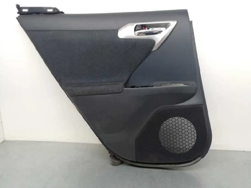 Guarnecido Puerta Trasera Izquierda para Lexus Ct