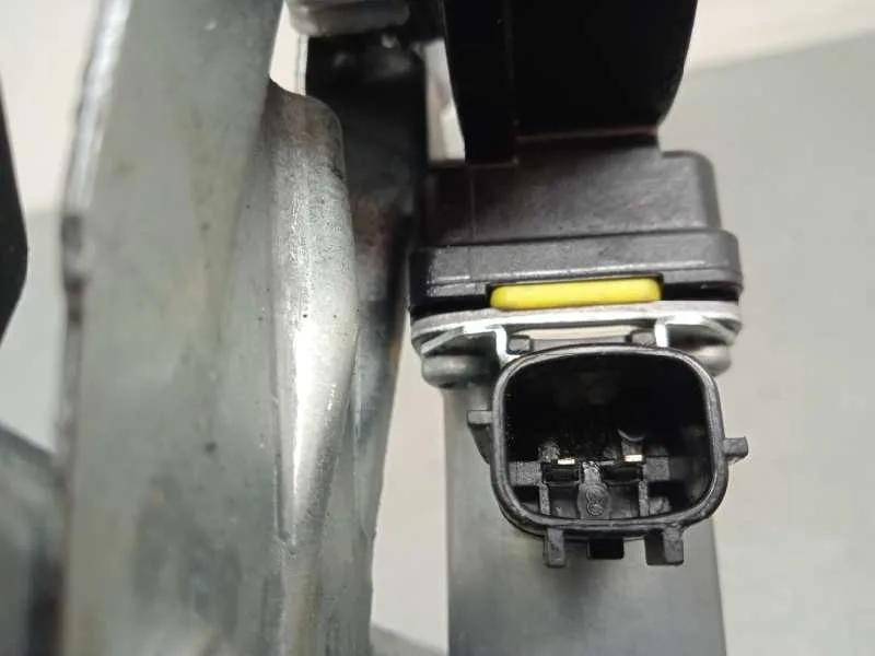 Elevalunas Delantero Derecho para Dacia Sandero