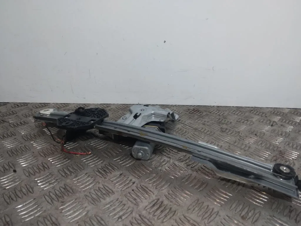Elevalunas Delantero Izquierdo para Dacia Sandero