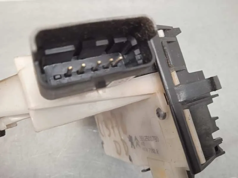 Cerradura Puerta Delantera Derecha para Peugeot 208