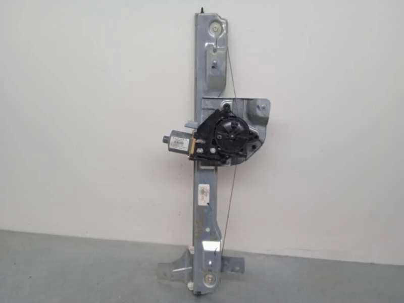 Elevalunas Delantero Derecho para Peugeot 208