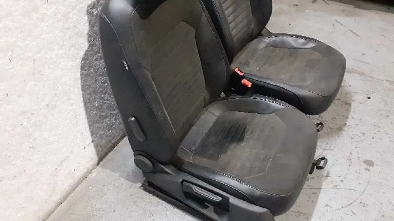 Juego Asientos Completo para Volkswagen Passat Lim. (362)