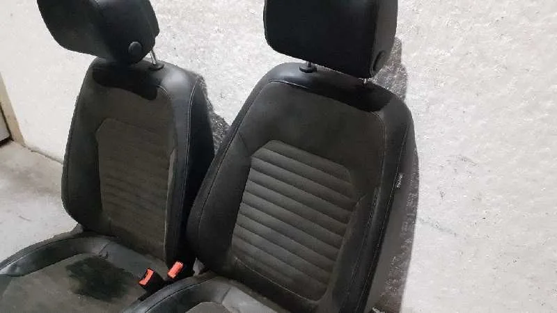 Juego Asientos Completo para Volkswagen Passat Lim. (362)