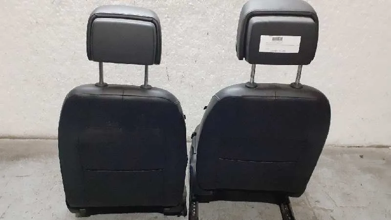 Juego Asientos Completo para Volkswagen Passat Lim. (362)