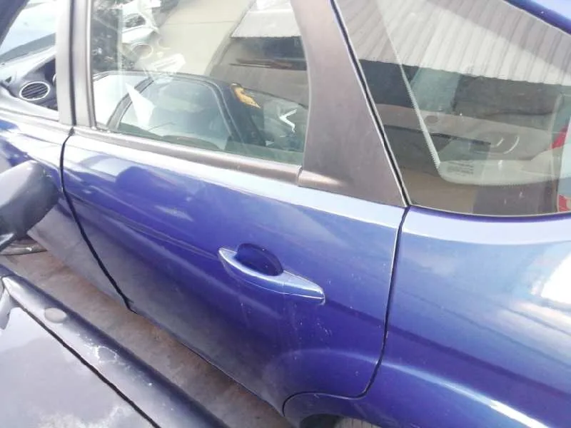 Puerta Trasera Izquierda para Ford Focus Lim. (Cb4)