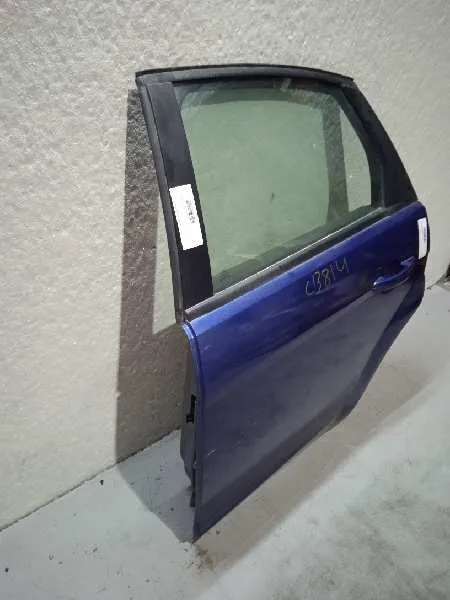 Puerta Trasera Izquierda para Ford Focus Lim. (Cb4)