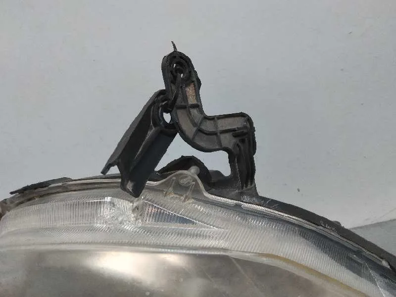 Faro Izquierdo para Suzuki Alto Amf 310