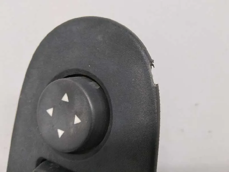 Mando Elevalunas Delantero Izquierdo para Lancia Ypsilon (402)