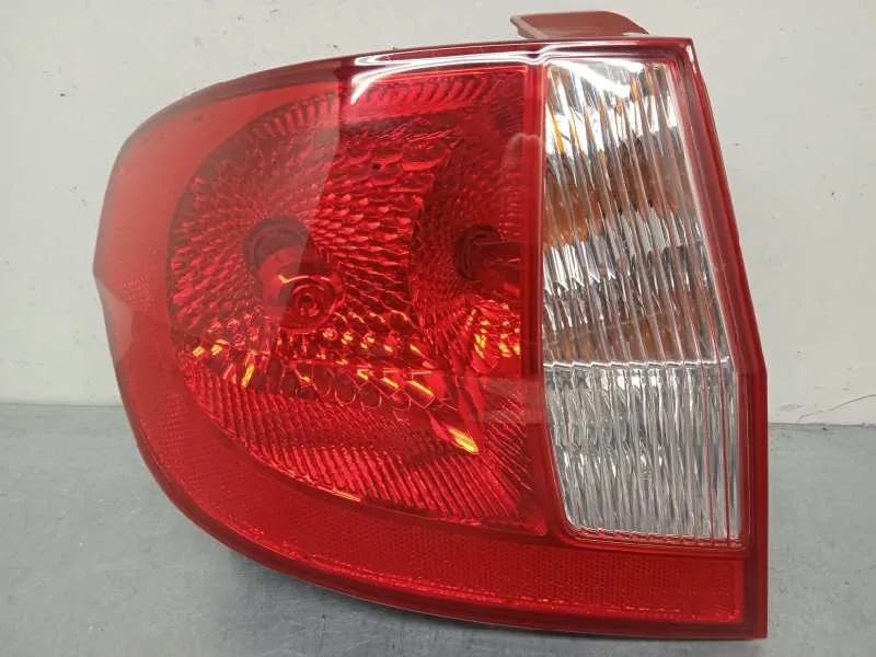 Piloto Trasero Izquierdo para Hyundai Getz (Tb)
