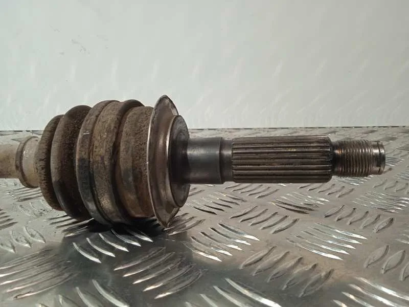 Transmision Trasera Izquierda para Subaru Legacy Lim. B14