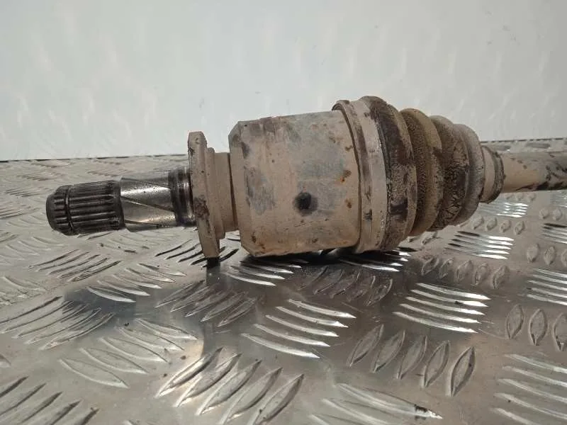 Transmision Trasera Izquierda para Subaru Legacy Lim. B14