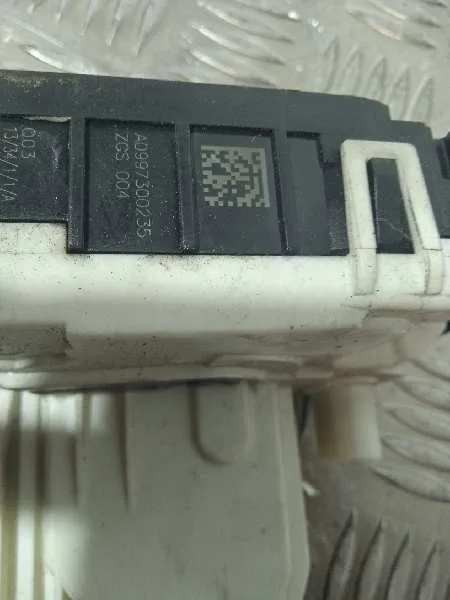 Cerradura Puerta Trasera Derecha para Mercedes-Benz Clase C (W204) Lim.