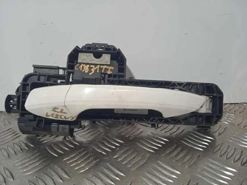 Maneta Exterior Trasera Izquierda para Mercedes-Benz Clase C (W204) Lim.