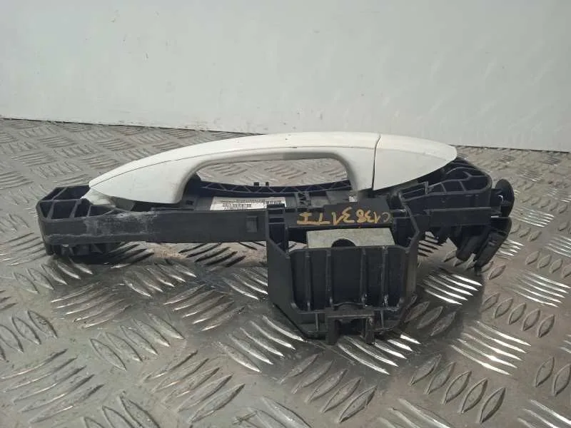 Maneta Exterior Trasera Izquierda para Mercedes-Benz Clase C (W204) Lim.