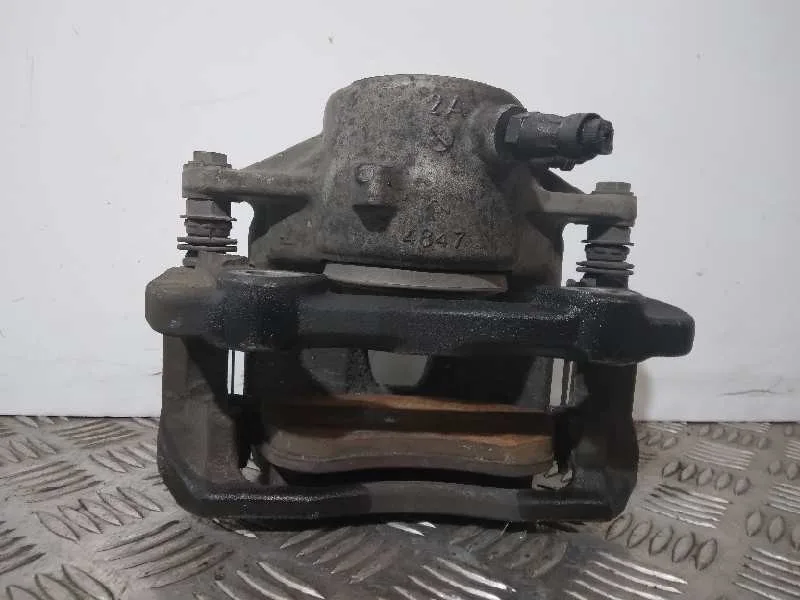 Pinza Freno Delantera Izquierda para Mercedes-Benz Clase C (W204) Lim.