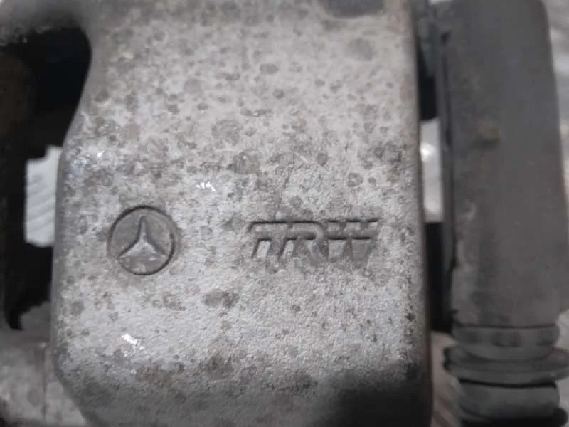 Pinza Freno Delantera Izquierda para Mercedes-Benz Clase C (W204) Lim.