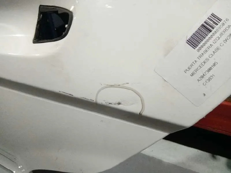 Puerta Trasera Izquierda para Mercedes-Benz Clase C (W204) Lim.