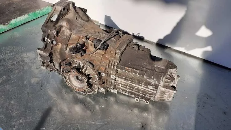 Caja Cambios para Volkswagen Passat Berlina (3B2)