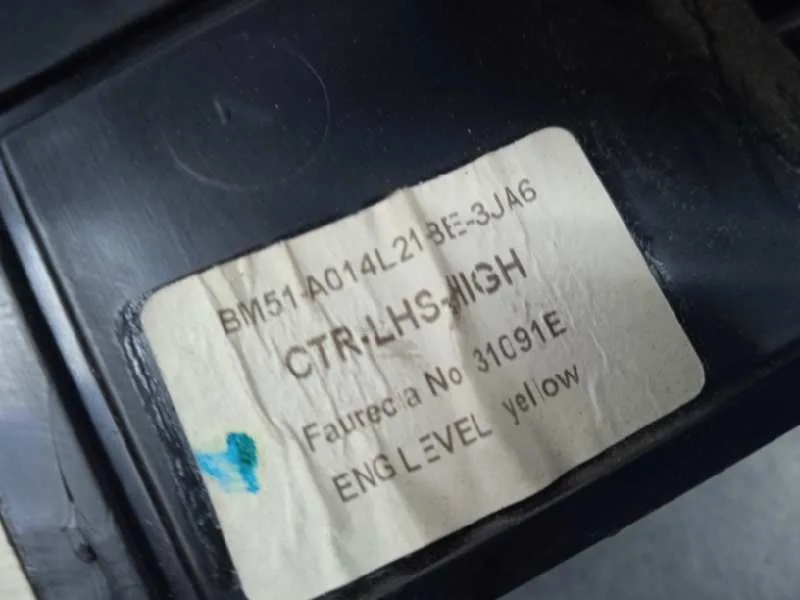Aireador para Ford Focus Lim. (Cb8)