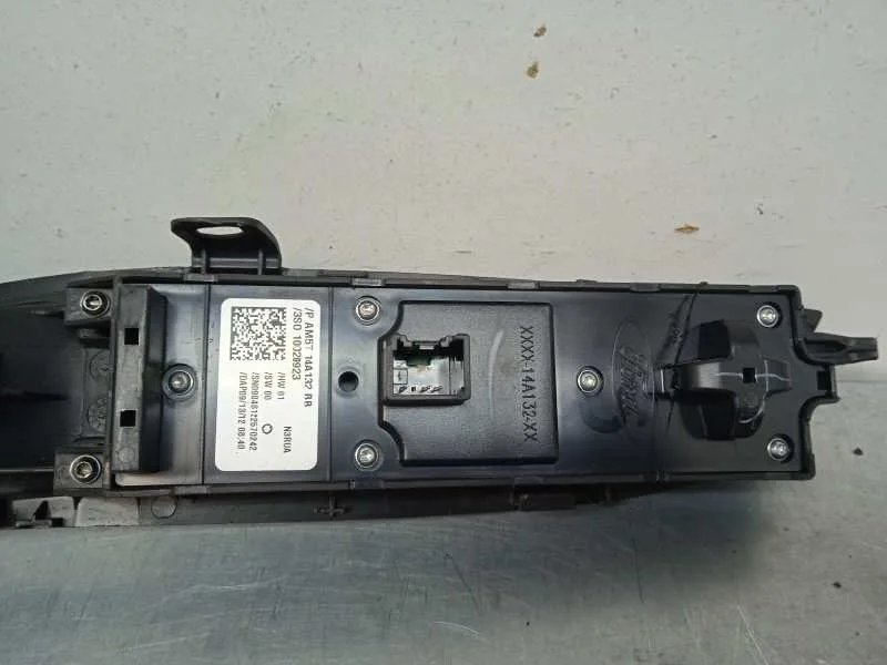 Mando Elevalunas Delantero Izquierdo para Ford Focus Lim. (Cb8)