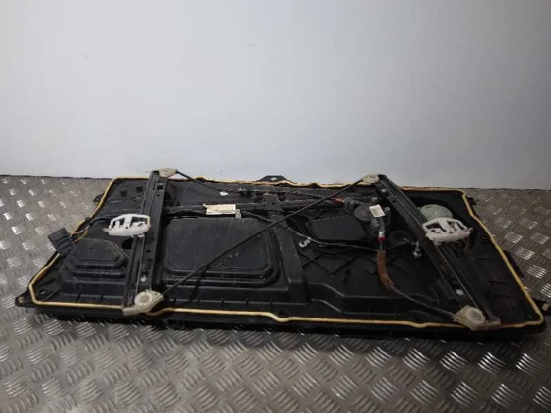 Elevalunas Delantero Derecho para Ford Fiesta (Cbk)