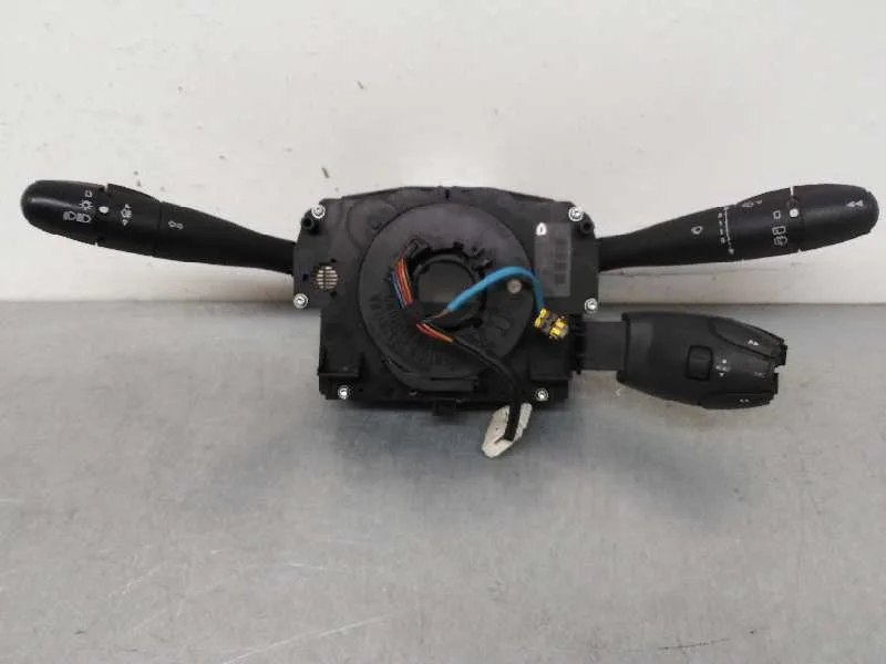 Mando Multifuncion para Peugeot 207 Sw