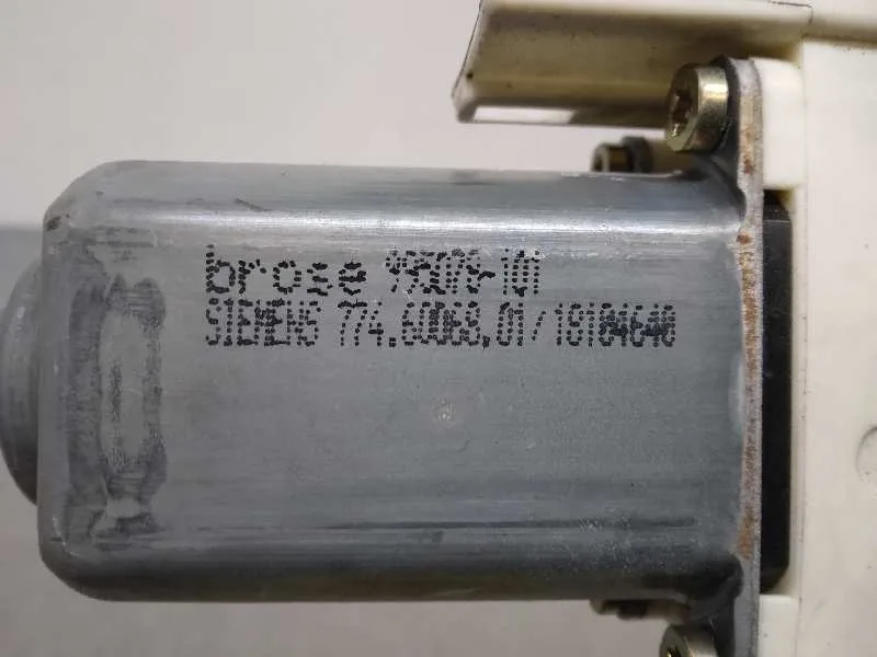 Motor Elevalunas Delantero Izquierdo para Audi A6 Berlina (4F2)