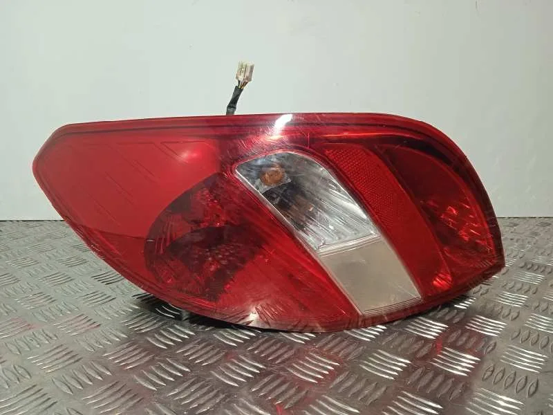 Piloto Trasero Derecho para Hyundai I20