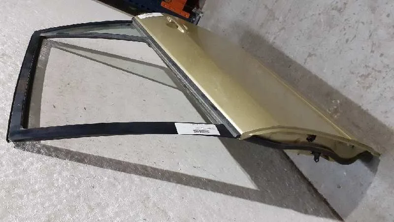 Puerta Trasera Izquierda para Toyota Corolla Verso (E12)