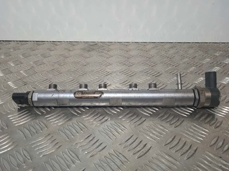 Rampa Inyectora para Bmw Serie 1 Berlina (E81/E87)