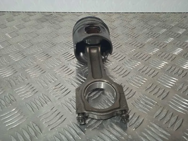 Piston para Bmw Serie 1 Berlina (E81/E87)